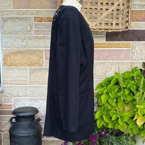 Vintage Together Lace Back Blazer - Picture 5 of 8